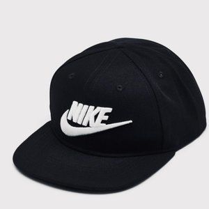 NIKE TRUE Child's Snapback Hat NWT Size 4-7